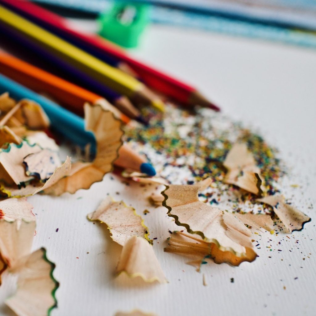 cropped-pencils-6099511_1920.jpg